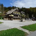 krevet i doručak Rozic 3*