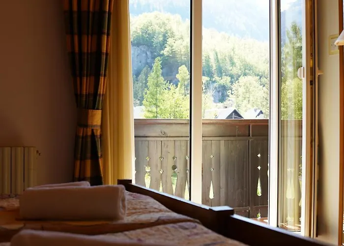 Rozic فندق مبيت وإفطار