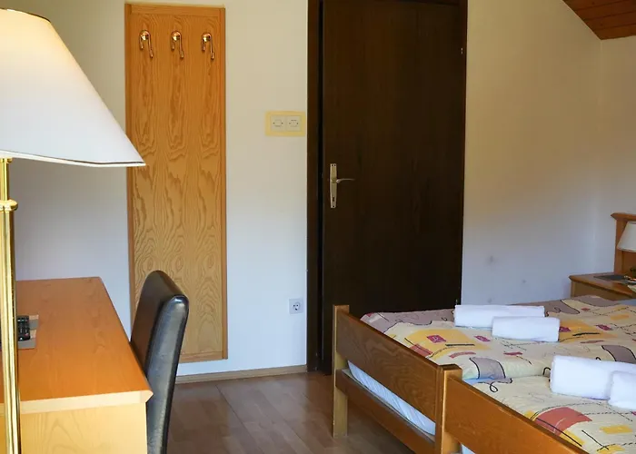 Rozic فندق مبيت وإفطار بوينج