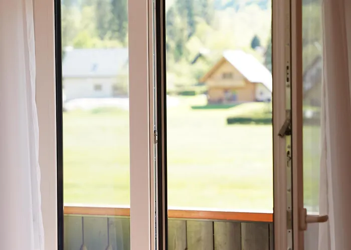 Rozic فندق مبيت وإفطار بوينج