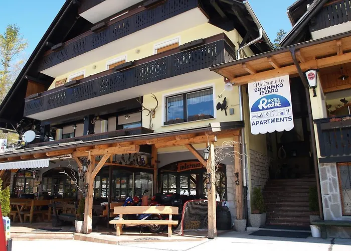 Couette-café Rozic 3*